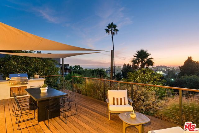 2111 Hollyvista Avenue, Los Angeles, CA 90027