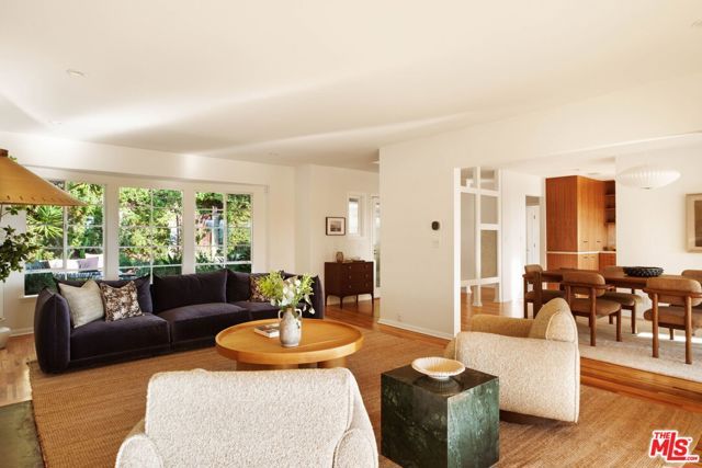 2111 Hollyvista Avenue, Los Angeles, CA 90027
