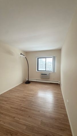 1453 N Winslowe Drive 303, Palatine, IL 60074