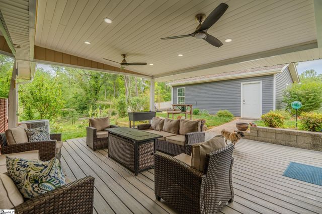 18 Woodfern Circle, Greenville, SC 29615