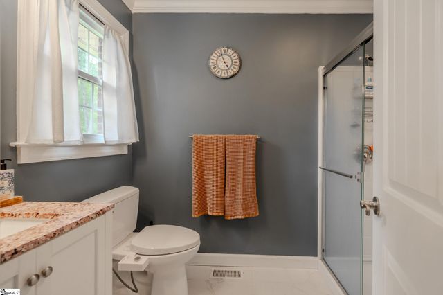 18 Woodfern Circle, Greenville, SC 29615