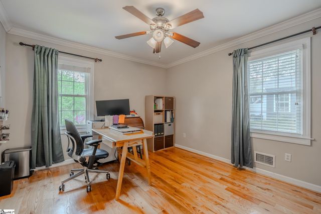 18 Woodfern Circle, Greenville, SC 29615