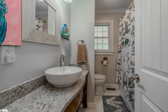 18 Woodfern Circle, Greenville, SC 29615