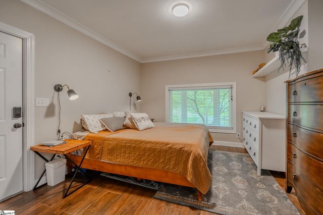 18 Woodfern Circle, Greenville, SC 29615