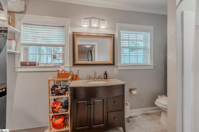 18 Woodfern Circle, Greenville, SC 29615