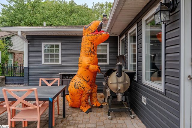 18 Woodfern Circle, Greenville, SC 29615