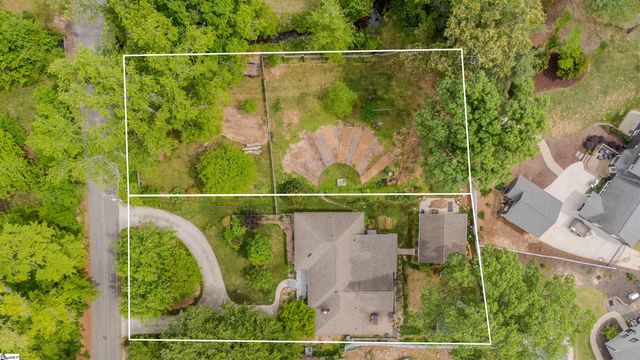 18 Woodfern Circle, Greenville, SC 29615