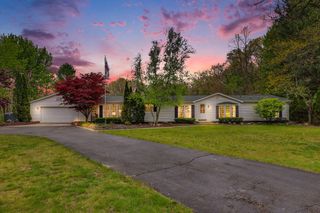 7920 10 Mile Road Ne, Cannon Twp, MI 49341