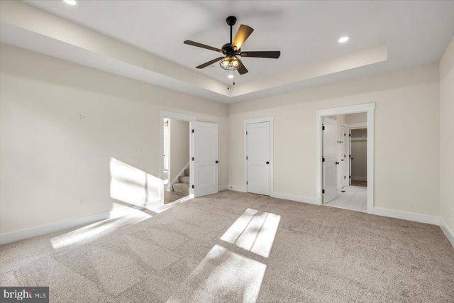111 HUNTINGTON HILLS LN, Fredericksburg, VA 22401