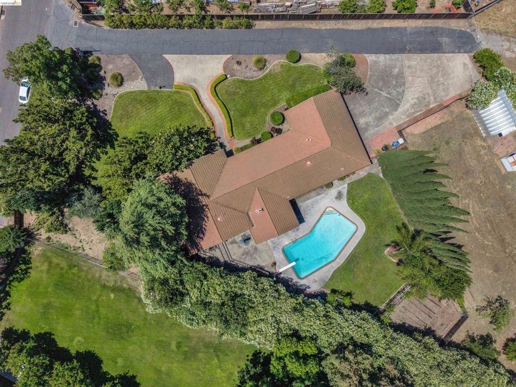 Image 55 of property listing at 2876 Stirrup Dr, Oakley, CA 94561