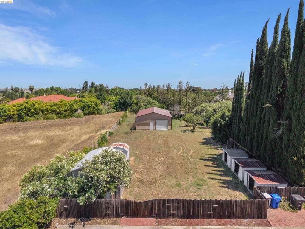 Image 58 of property listing at 2876 Stirrup Dr, Oakley, CA 94561