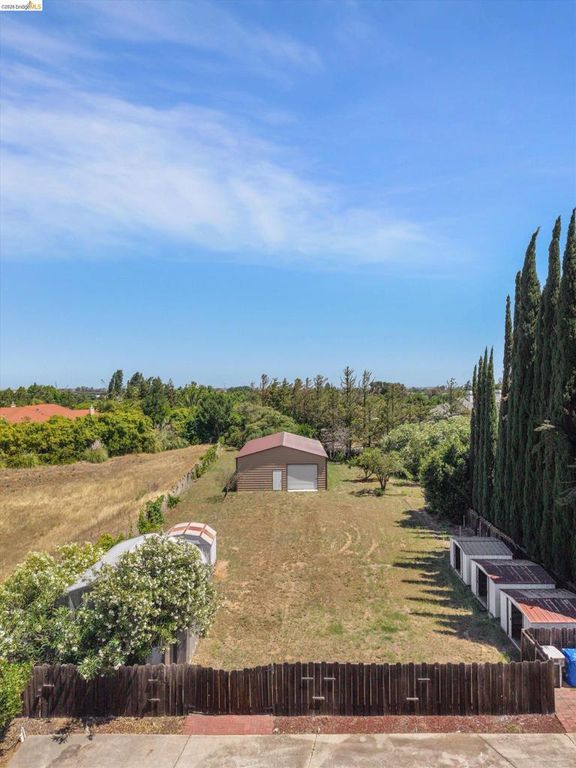 Image 59 of property listing at 2876 Stirrup Dr, Oakley, CA 94561