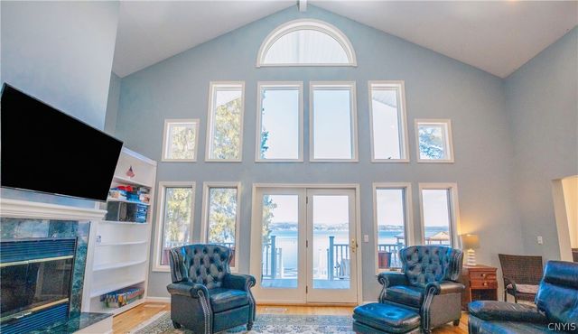 1916 West Lake Road, Skaneateles, NY 13152