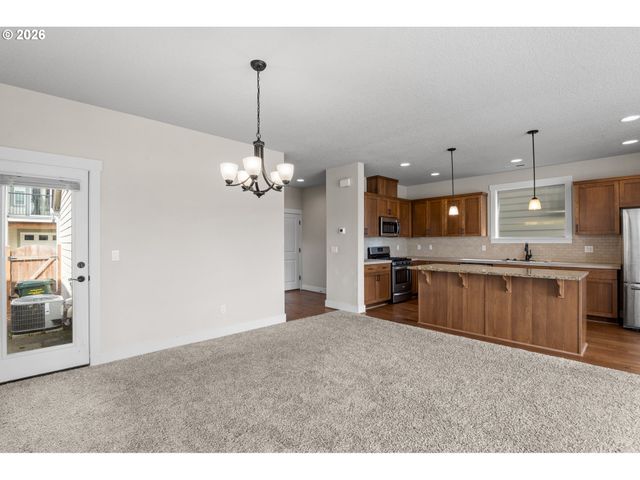 15079 Nw ROSSETTA St, Portland, OR 97229