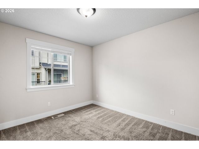 15079 Nw ROSSETTA St, Portland, OR 97229