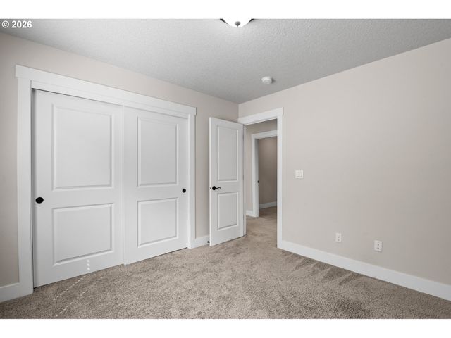 15079 Nw ROSSETTA St, Portland, OR 97229