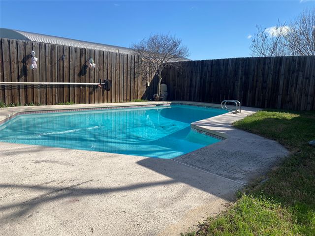 1703 Baltimore Drive, Richardson, TX 75081