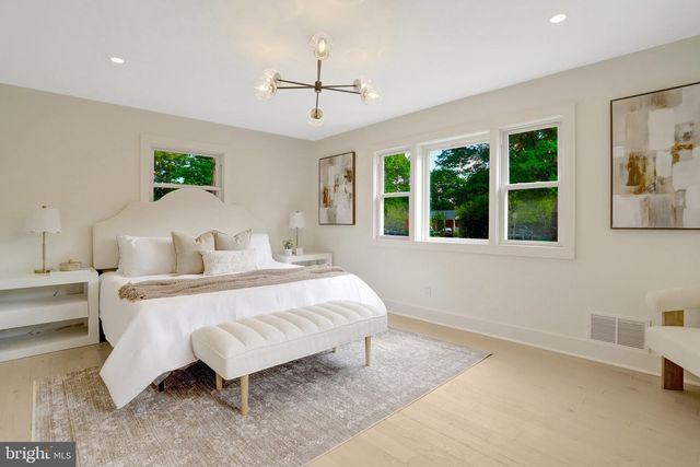 3504 GORDON ST, Falls Church, VA 22041