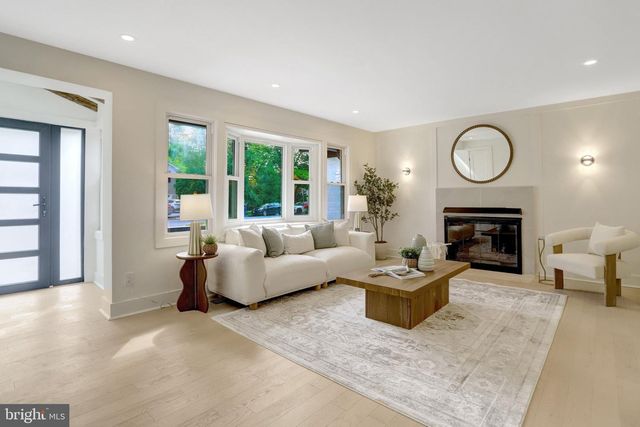 3504 GORDON ST, Falls Church, VA 22041