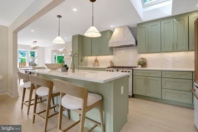 3504 GORDON ST, Falls Church, VA 22041
