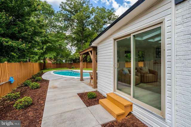3504 GORDON ST, Falls Church, VA 22041