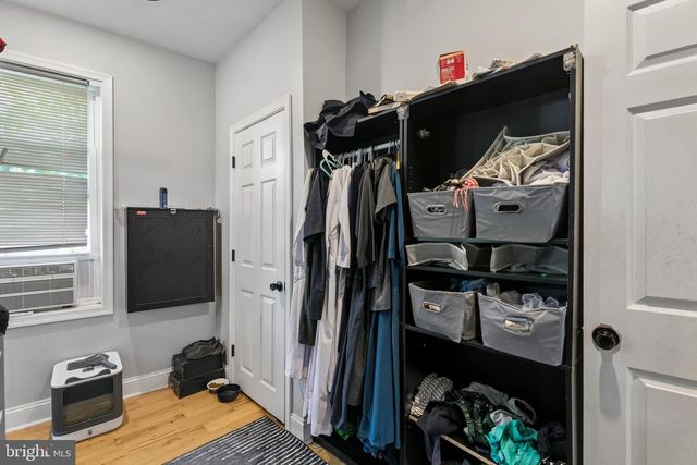 75 E DUVAL ST, Philadelphia, PA 19144