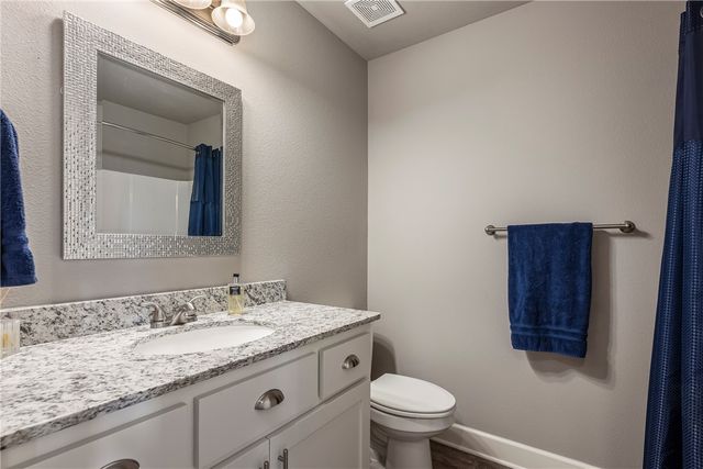 1057 Ruscello Avenue, Tontitown, AR 72762