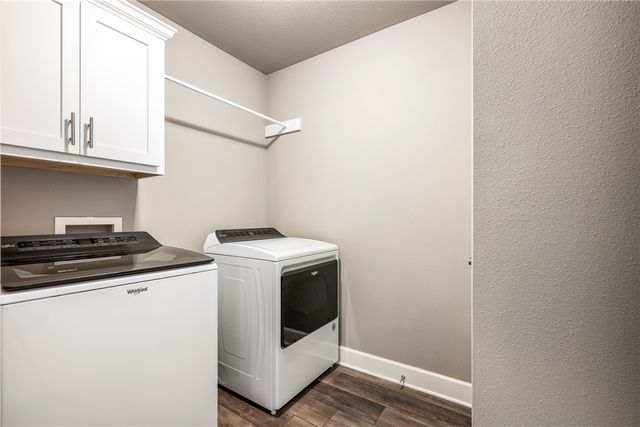 1057 Ruscello Avenue, Tontitown, AR 72762