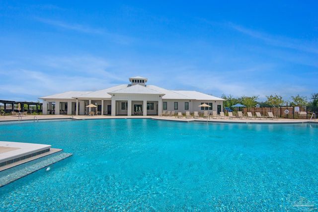 4756 Redhead Ct, Pace, FL 32571