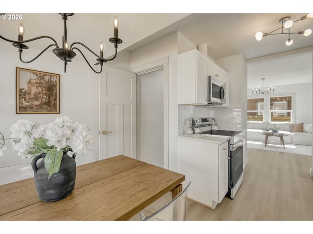 6530 Se 83RD Ave, Portland, OR 97266