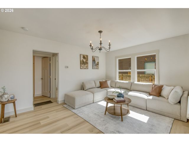 6530 Se 83RD Ave, Portland, OR 97266