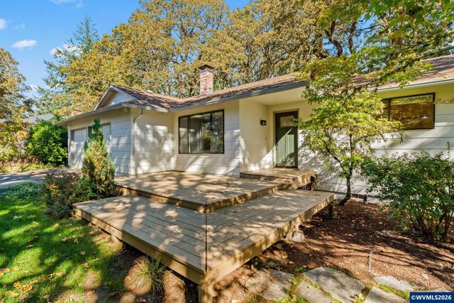 4180 SW Fairhaven Dr, Corvallis, OR 97333