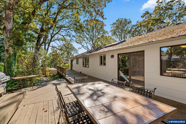 4180 SW Fairhaven Dr, Corvallis, OR 97333