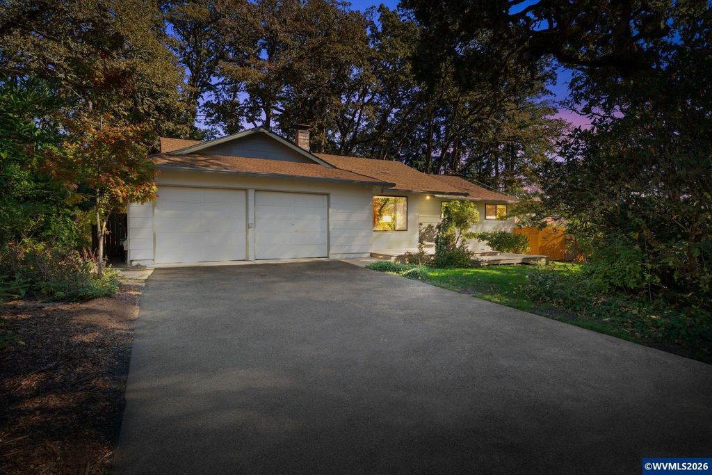 4180 SW Fairhaven Dr, Corvallis, OR 97333