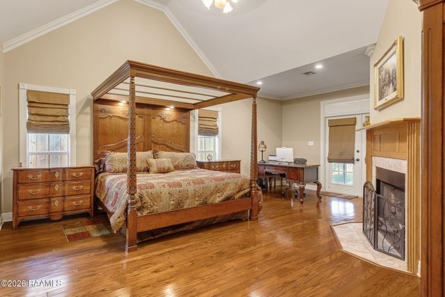 100 Twisted Oak Circle, Lafayette, LA 70508