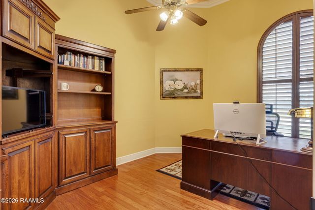 100 Twisted Oak Circle, Lafayette, LA 70508