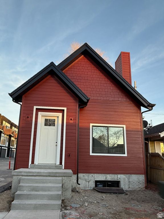 843 S LAKE ST, Salt Lake City, UT 84105