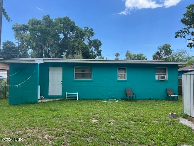606 Holmes Avenue, Daytona Beach, FL 32114