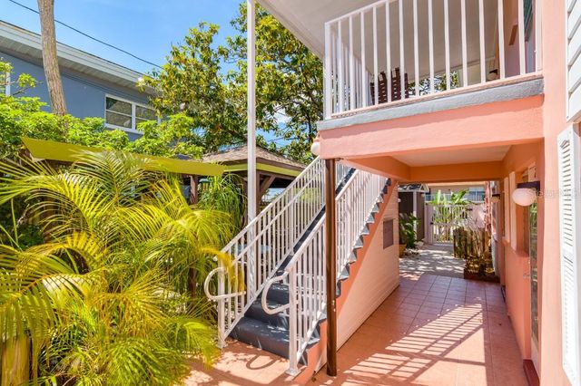 710 S LINCOLN AVENUE, Clearwater, FL 33756