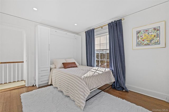 2 Apple Tree Close, Chappaqua, NY 10514