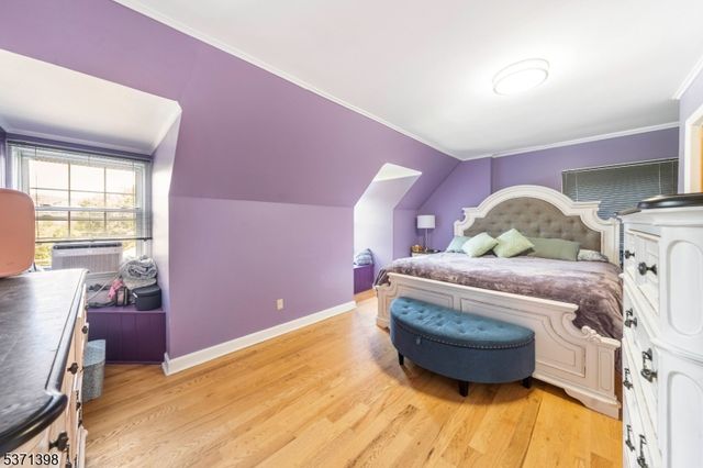 51 Hillside Ter, Newton Town, NJ 07860
