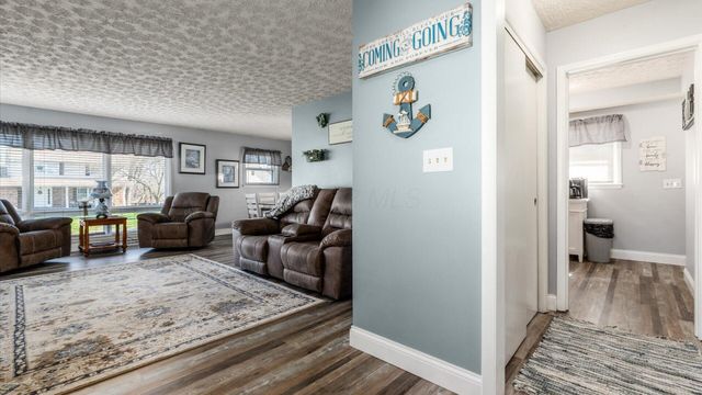 107 Dartmouth Road SE, Hebron, OH 43025
