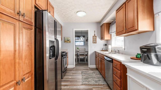 107 Dartmouth Road SE, Hebron, OH 43025