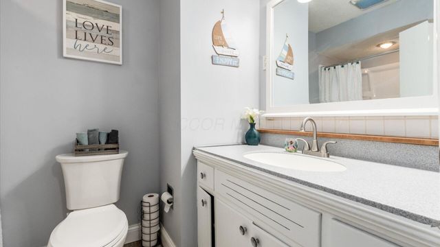 107 Dartmouth Road SE, Hebron, OH 43025