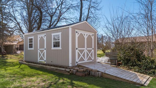 107 Dartmouth Road SE, Hebron, OH 43025