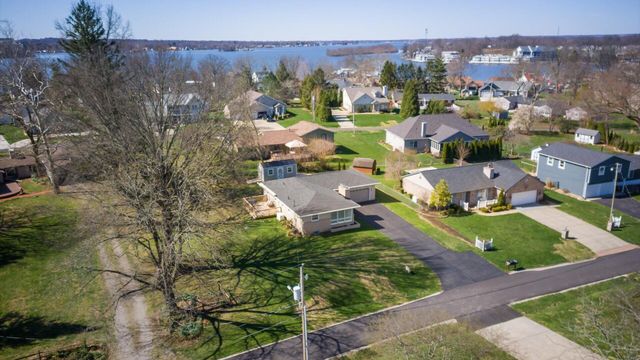 107 Dartmouth Road SE, Hebron, OH 43025