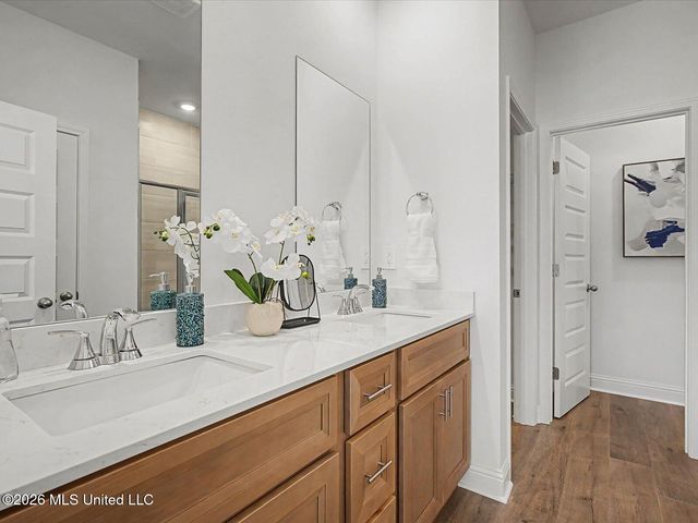 3715 Olivia Drive, Ocean Springs, MS 39564