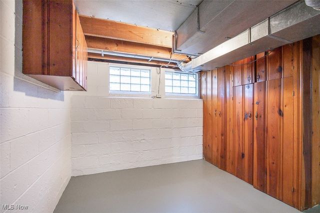 4636 W 157th Street, Cleveland, OH 44135