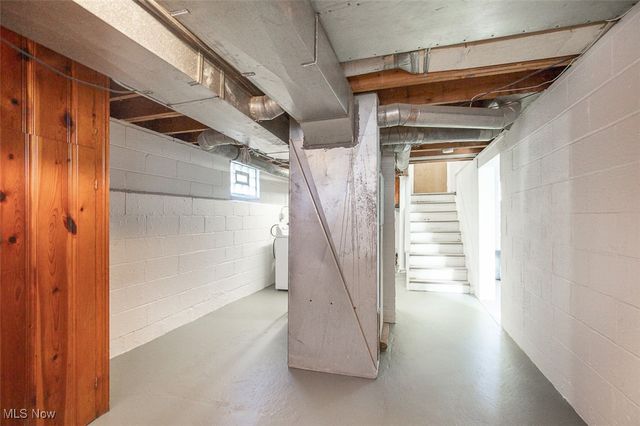 4636 W 157th Street, Cleveland, OH 44135