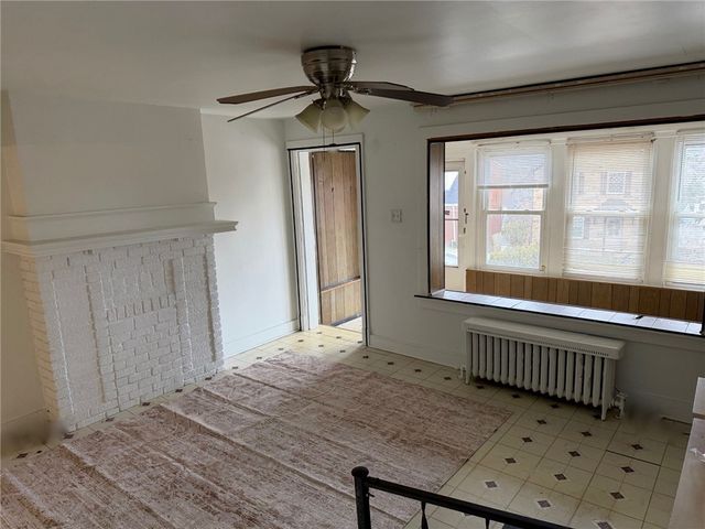 6333 Glenview Place, Highland Park, PA 15206